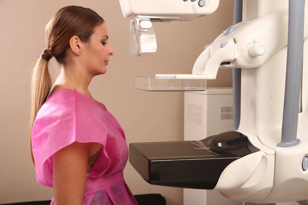 تشخیص سرطان سینه با سونوگرافی ، آزمایش خون، عکسبرداری